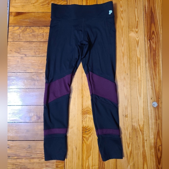 Victoria's Secret PINK Ultimate High-Waist Ankle Leggings - Picture 2 of 15